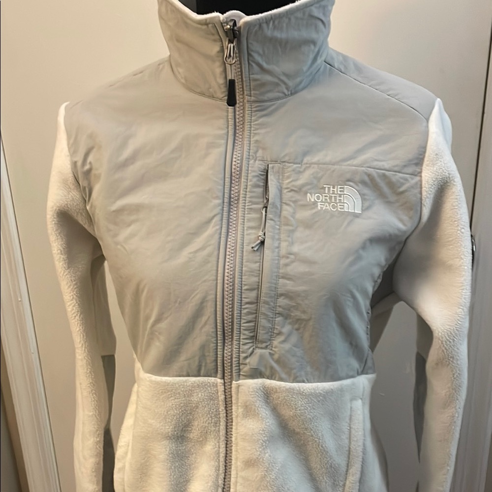 The North Face Gray Ski Snow Jacket with High Collar Euc